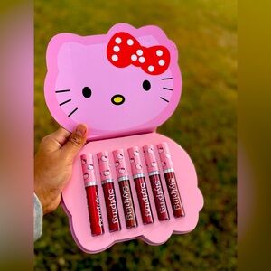 lipsticks hello kitty